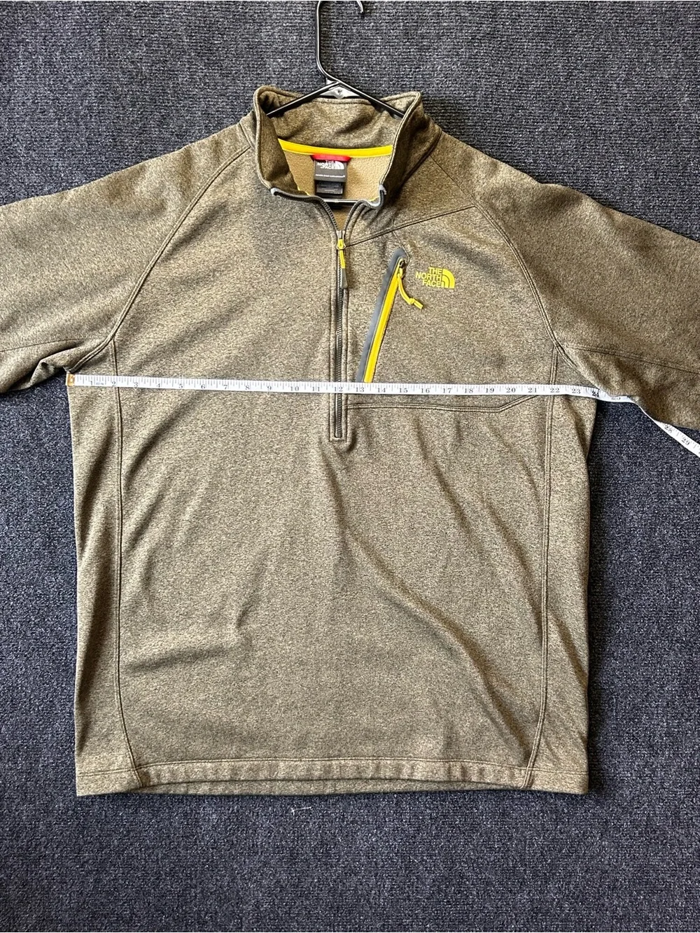 The North Face Men’s XL 1/4 Zip Pullover Olive Green Yellow Outdoor